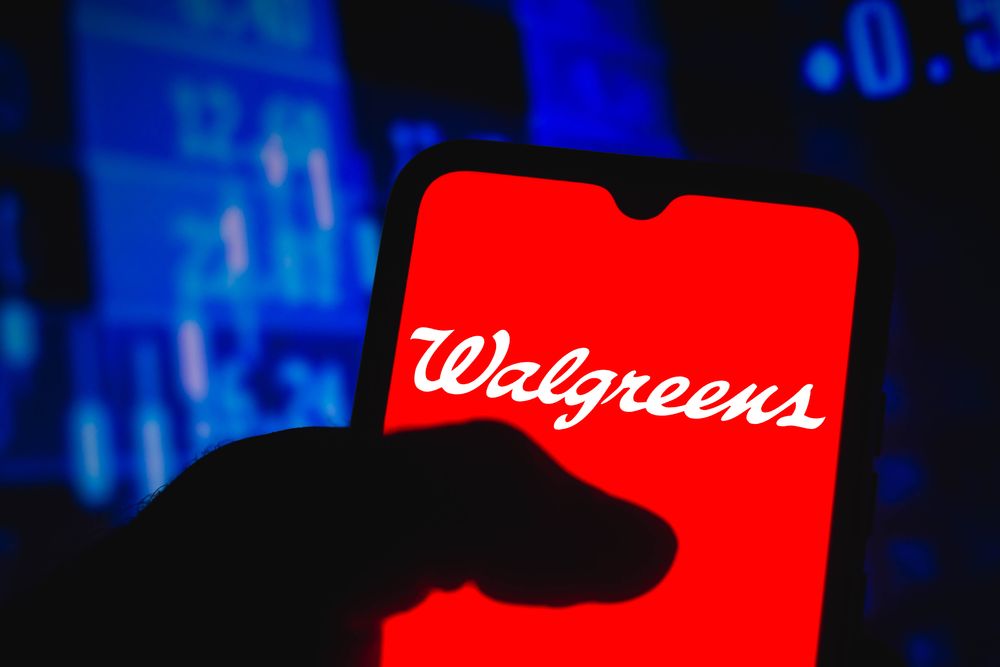 BRAZIL - 2021/04/18: In this photo illustration the Walgreens logo seen ...