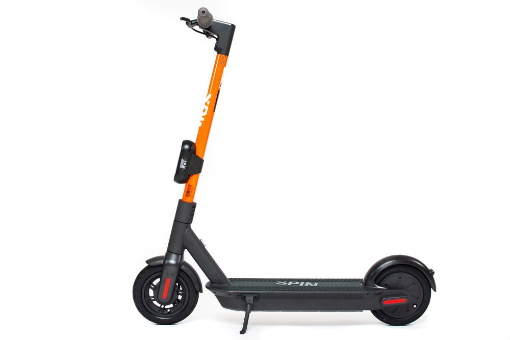 Spin scooter