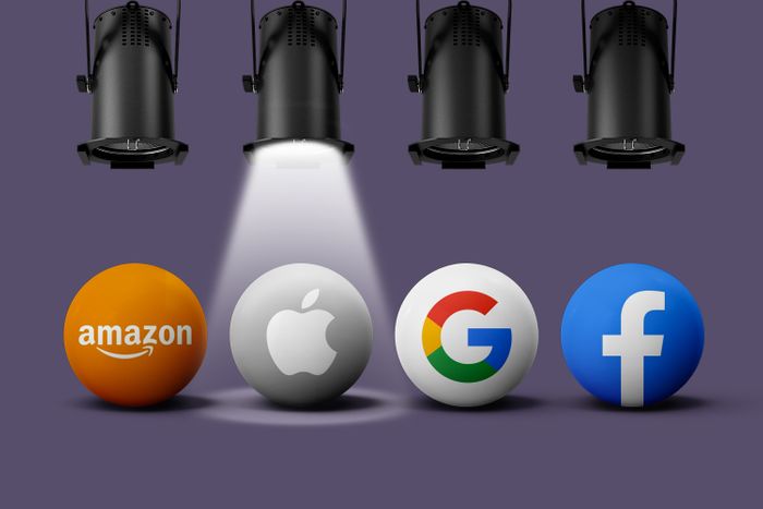 Antitrust spotlight on Apple 
