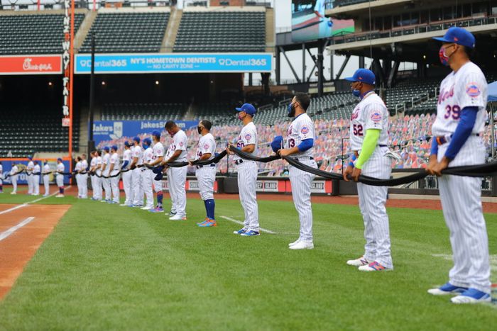 NY Mets prior to their first baseball game